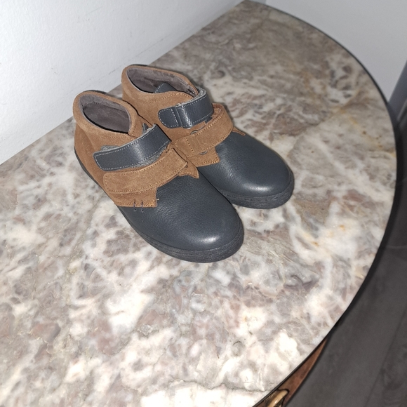 Nens Kids Boys Grey and Brown Dress Shoes Size 32 (US 1) New Unboxed - Picture 1 of 1
